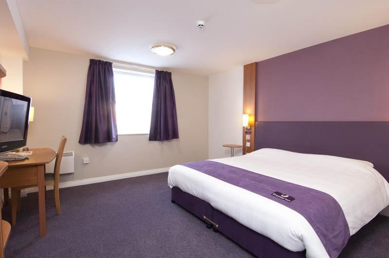 Premier Inn Bournemouth Central Room photo
