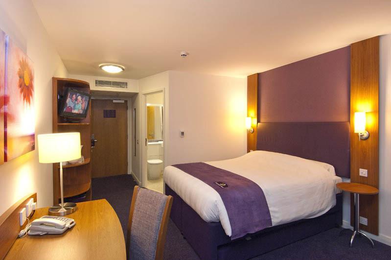 Premier Inn Bournemouth Central Room photo