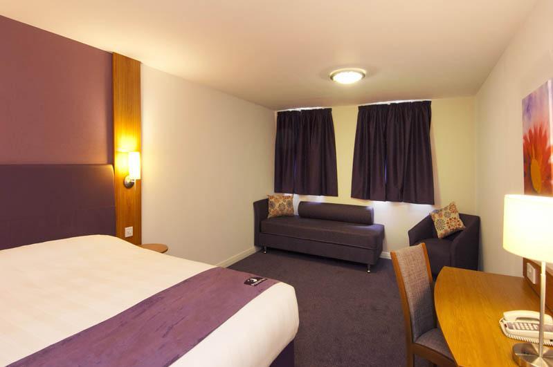 Premier Inn Bournemouth Central Room photo