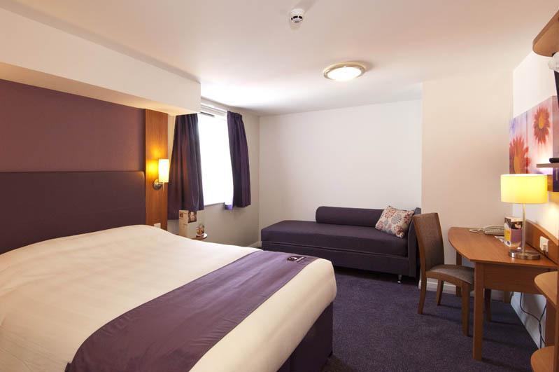 Premier Inn Bournemouth Central Room photo