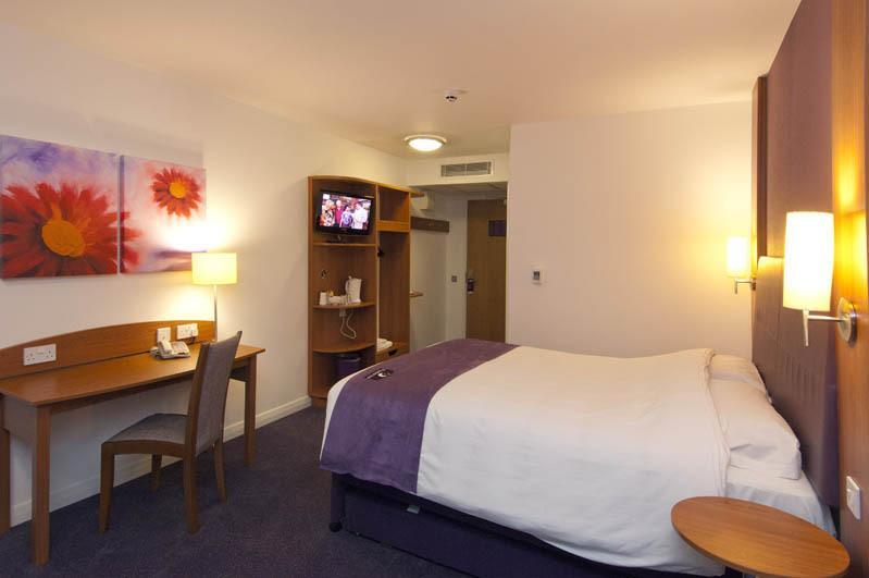 Premier Inn Bournemouth Central Exterior photo