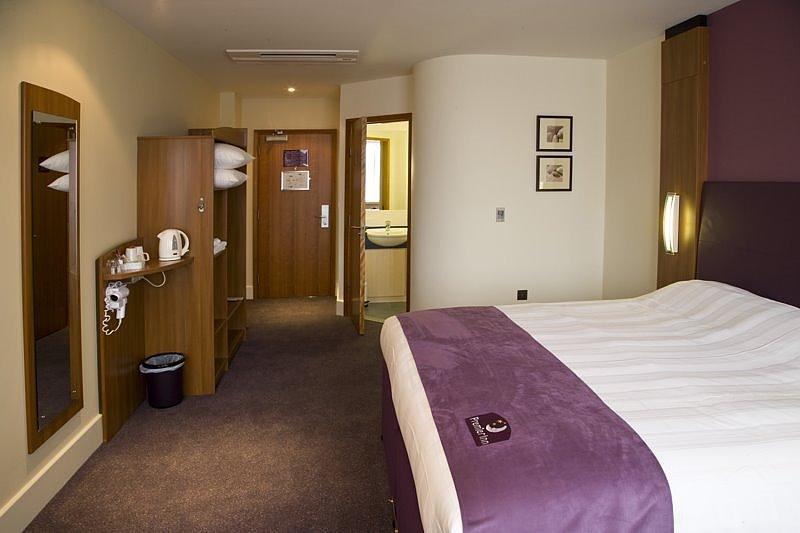 Premier Inn Bournemouth Central Exterior photo